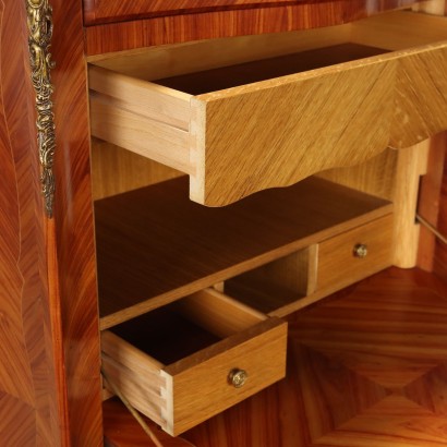 Secretaire in Stile