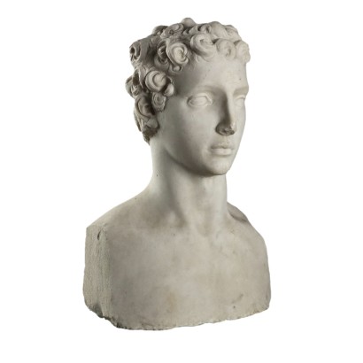 Busto di Giovane in Marmo