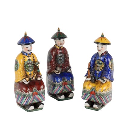 Imperatori Cinesi Gruppo di Tre Statuine in Porcellana