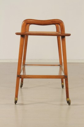 Carrello anni 50, legnoo di ciliegio, vetro, particolari in ottone, buone condizioni, segni di usuraCarrello anni 50, legnoo di ciliegio, vetro, particolari in ottone, buone condizioni, segni di usura