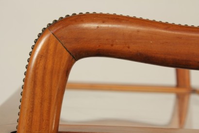Carrello anni 50, legnoo di ciliegio, vetro, particolari in ottone, buone condizioni, segni di usura
