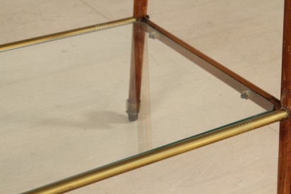 Carrello anni 50, legnoo di ciliegio, vetro, particolari in ottone, buone condizioni, segni di usura