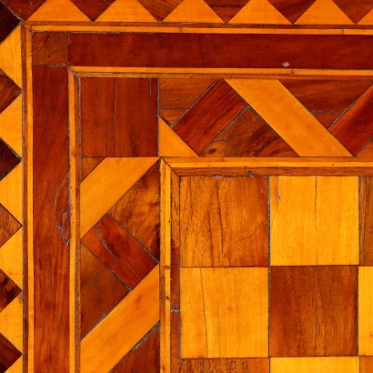 COFFEE TABLE (with chessboard), Coffee Table with Chessboard