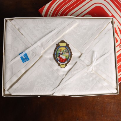 Flanders Tablecloth with 12 Napkins
