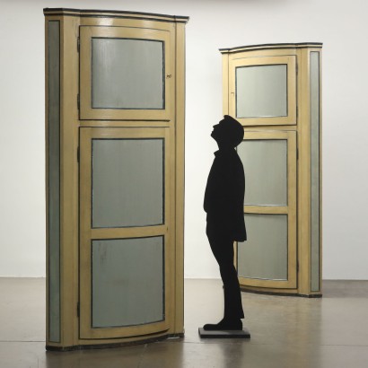 Pair of corner units