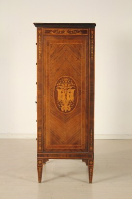 Settimanale stile neoclassico