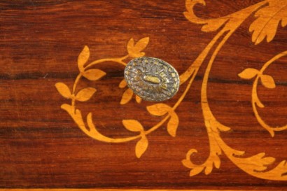 Settimanale stile neoclassico