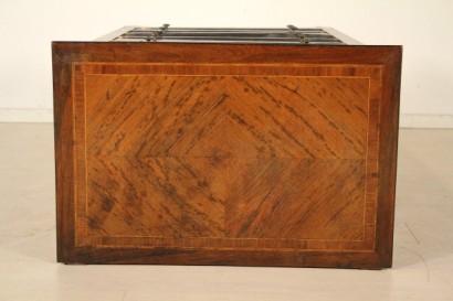 Settimanale stile neoclassico