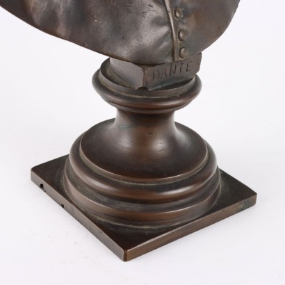 Escultura de bronce de Dante