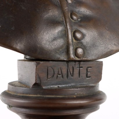 Escultura de bronce de Dante