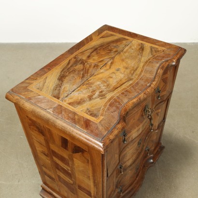 Table de chevet, table de chevet 20ème siècle