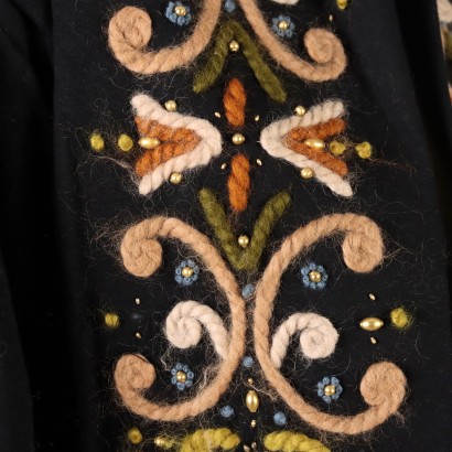 Chaqueta Vintage en Tela Bordada