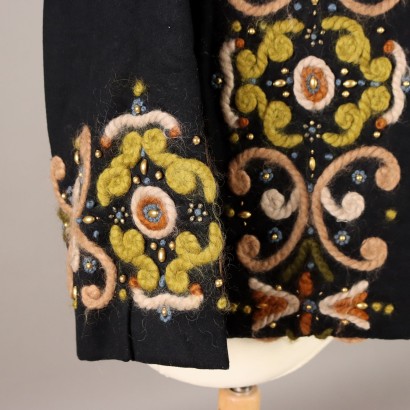 Chaqueta Vintage en Tela Bordada