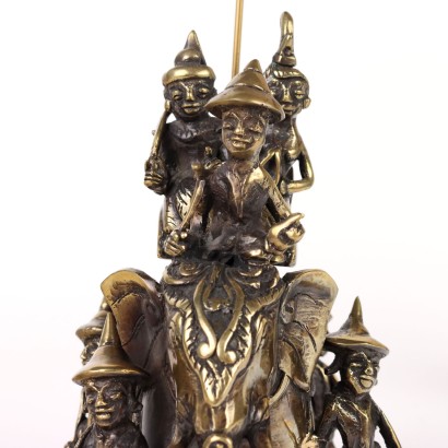 Maharajá sobre elefantes de latón
