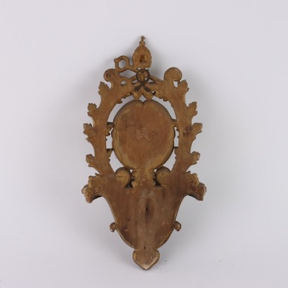 Paire de bénitiers en bois doré