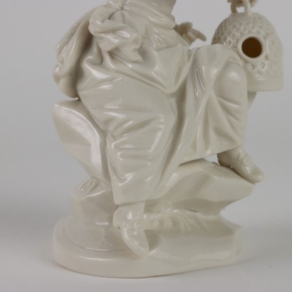 Coppia di Statuine in Porcellana Manifat