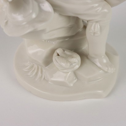 Coppia di Statuine in Porcellana Manifat