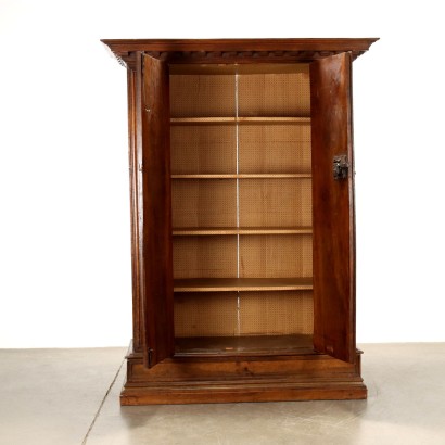 Armoire, Armoire baroque, Armoire baroque en noyer