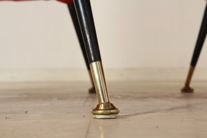 Poltrone anni 50, imbottitura in espanso, rivestimento in tessuto, piedi in metallo, ottone, ottime condizioni, completamente rinnovate