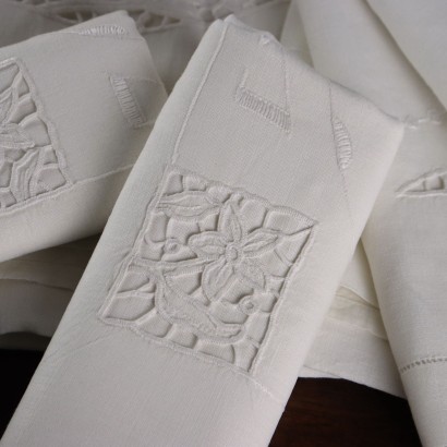 Double Bed Sheet with Two Pillow Cases