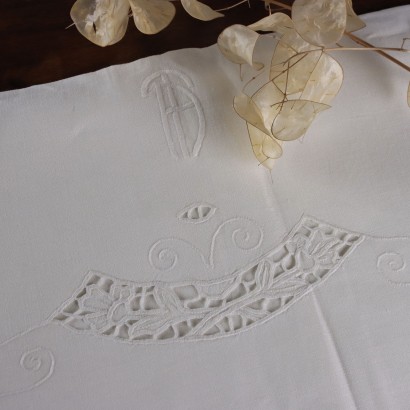 Double Bed Sheet with Two Pillow Cases