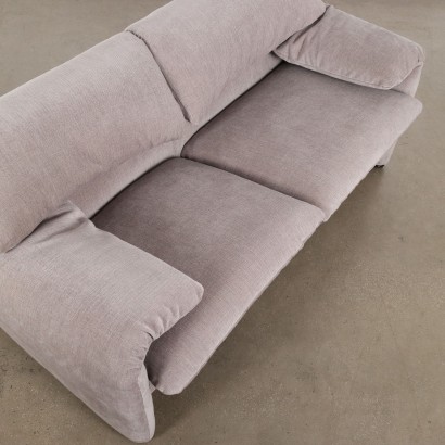Sofa 'Maralunga' von Vico Magistretti,Vico Magistretti,Vico Magistretti,Vico Magistretti,Vico Magistretti,Vico Magistretti,Vico Magistretti,Vico Magistretti
