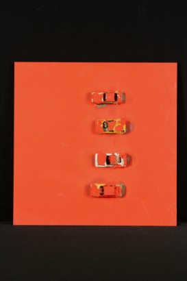 art contemporain, Bernard Aubertin (1934), 2010, voitures brûlées, technique mixte