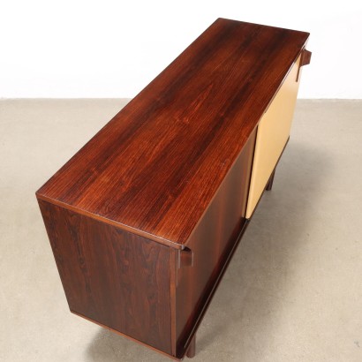 Buffet à portes coulissantes années 1960, côté ... Coulissante années 60