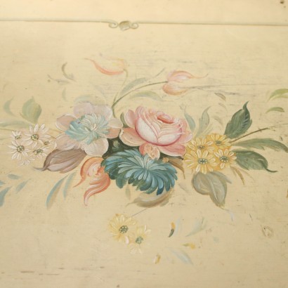 Cassettiera con specchio