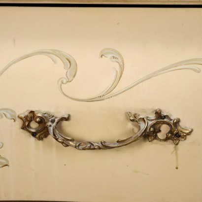 Cassettiera con specchio