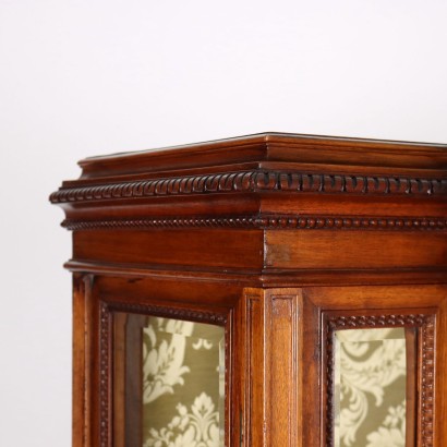 VITRINE, Vitrine de style néoclassique