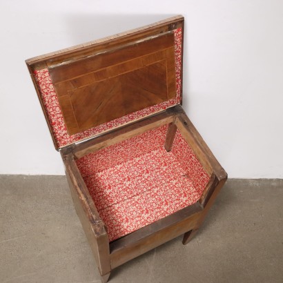 Comodino,Comodino Neoclassico,Comodino Neoclassico in Noce