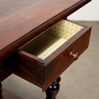 TABLE BASSE, Table centrale