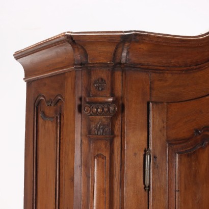 Kleiderschrank, Kleiderschrank aus Eichenholz