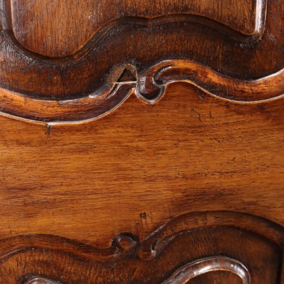 Kleiderschrank, Kleiderschrank aus Eichenholz