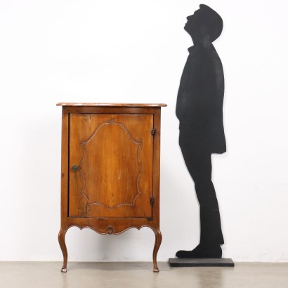 Armoire d'angle, armoire d'angle baroque en noyer