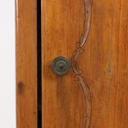 Armoire d'angle, armoire d'angle baroque en noyer