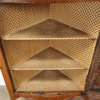 Armoire d'angle, armoire d'angle baroque en noyer