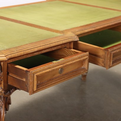 Scrivania,Scrivania in Stile