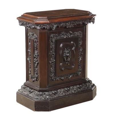 Porta Statua in Stile Neobarocco