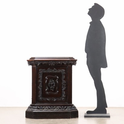 Mobile,Porta statua in stile Neobarocco