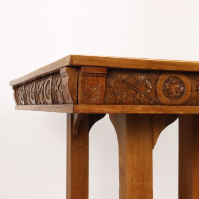 Table Art Nouveau