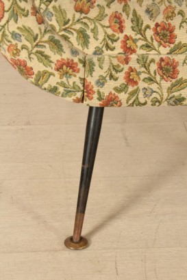 Poltrone anni 50, imbottitura a molle, ad espanso, rivestimento in tessuto, discrete condizioni, piccoli segni di usura