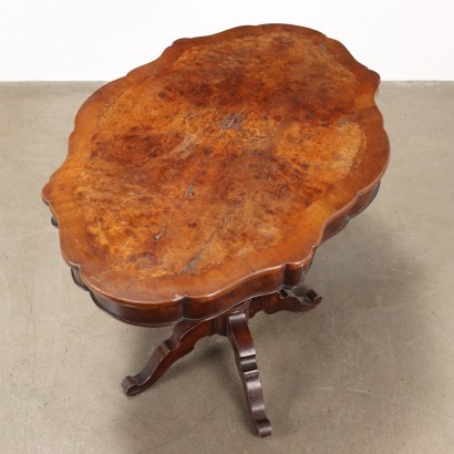 Couchtisch, Mitteltisch