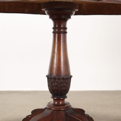 Couchtisch, Mitteltisch