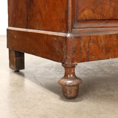 Armadietto,Armadietto Luigi Filippo in Noce