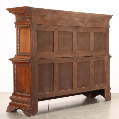Credenza in stile Neorinascimento