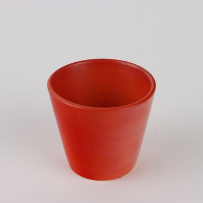 Richard Ginor Bowls and Jars Group
