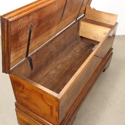 Cassapanca,Cassapanca in Noce