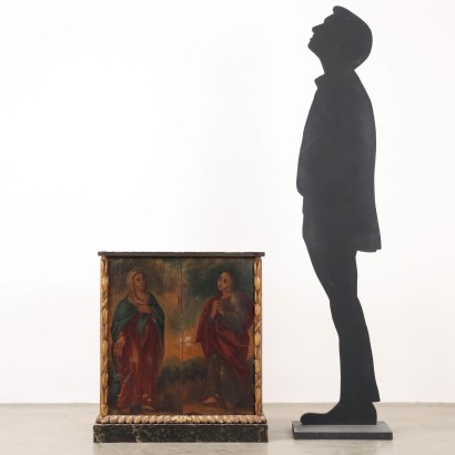 Credenzino con ante dipinte